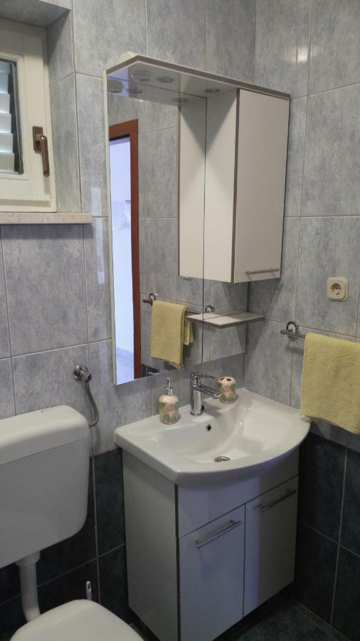 Apartments Zunic Трогир Экстерьер фото